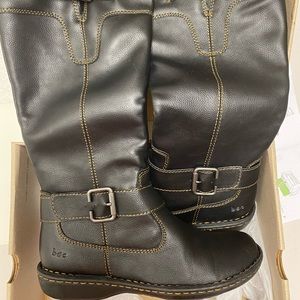 Black b.o.c boots